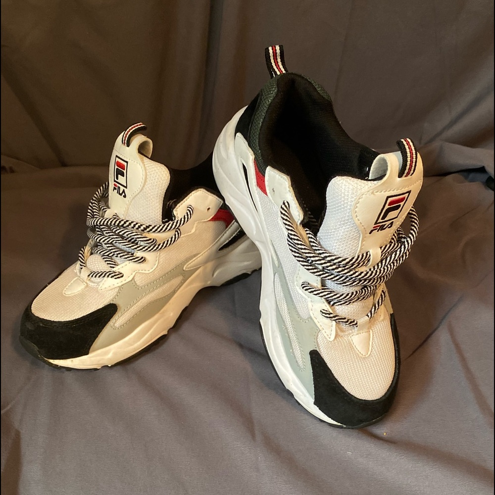 Fila’s - Picture 4 of 6